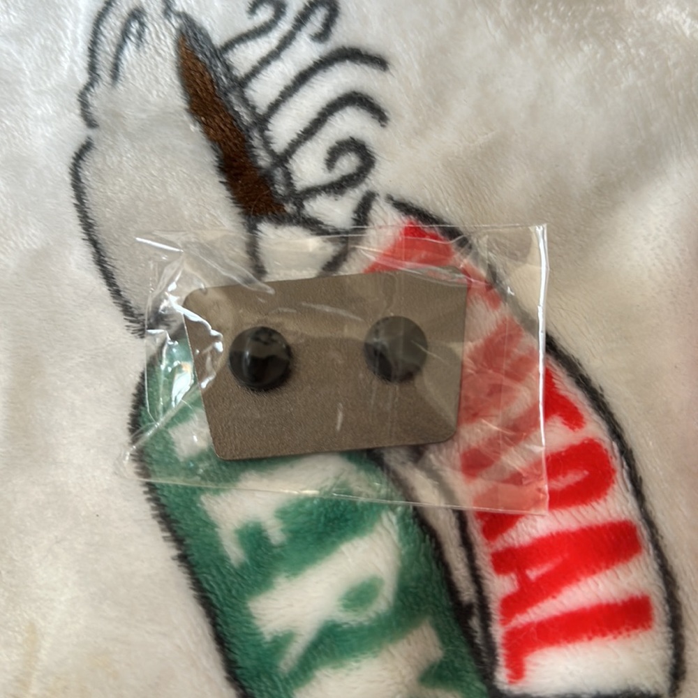 All Time Classic Pin - Picture 2 of 2
